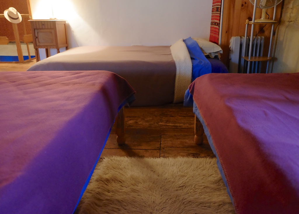Vegetarian Bed and Breakfast En-Suite, UTLT Cellefrouin, Charente