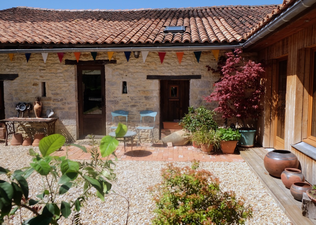 UTLT Bed and Breakfast Studio Gite, Charente
