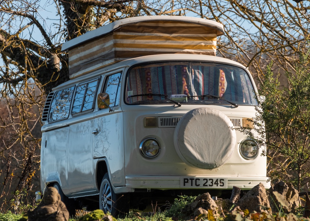 Vintage VW Kombi - Camping at UTLT Bed and Breakfast