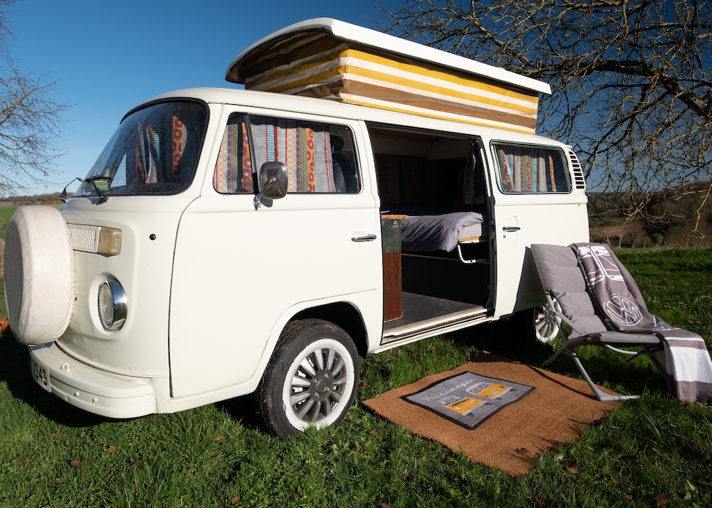 UTLT Vegetarian Vintage Kombi Camping, Poitou-Charente