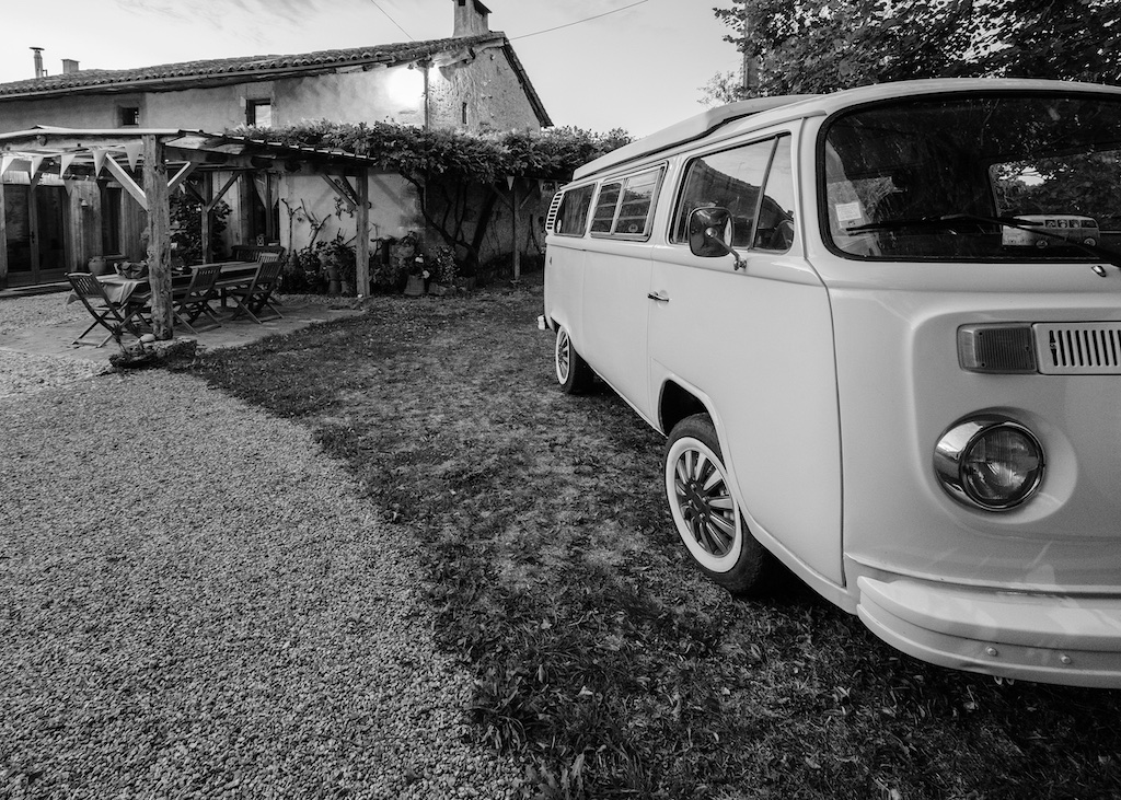 VW Vintage Kombi Accommodation at UTLT, South West France