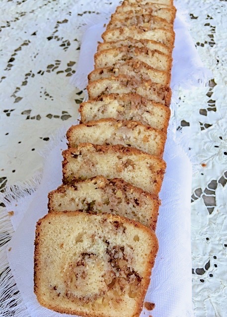 Apple Cinnamon Cake at UTLT, Charente