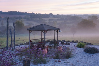 UTLT - Rustic Gardens, Charente