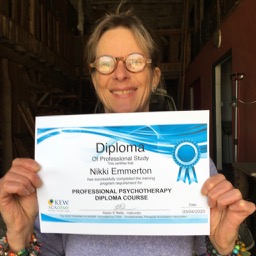 Nikki Emmerton, UTLT, Psychotherapy Certificate