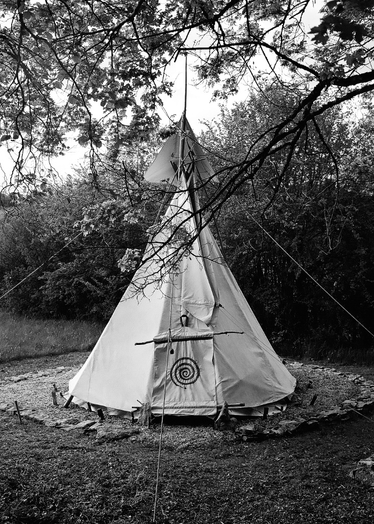 Tipi Accommodation, Cellefrouin, Charente