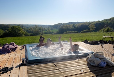 UTLT - Open Air Hot Tub Spa, Cellefrouin, Charente