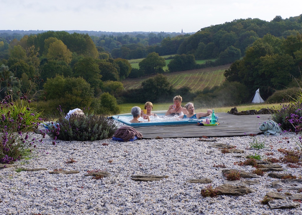 Hot Tub Spa Breaks, UTLT, Cellefrouin, Charente